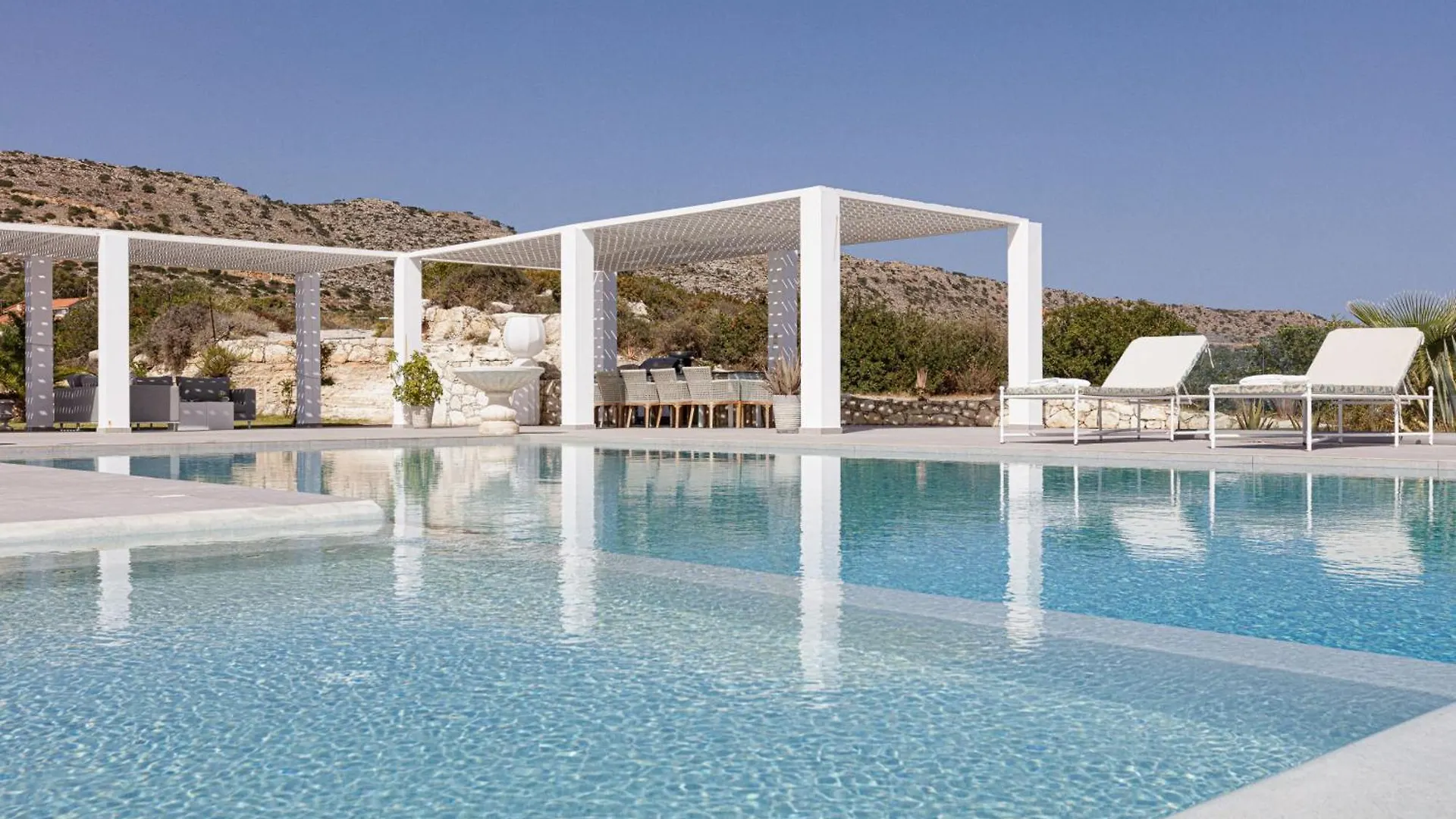 Cristal Villa Marathi Greece